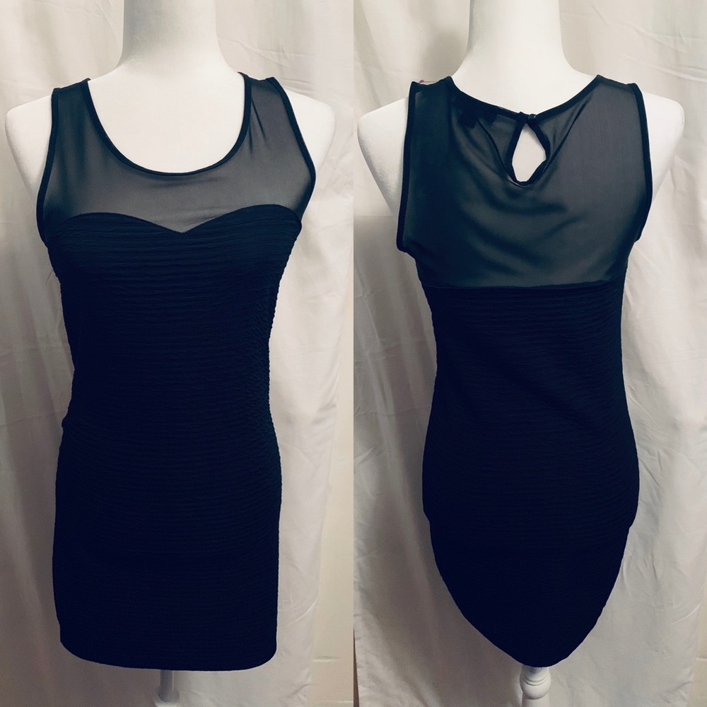 🆑👗Forever 21 Little Black Dress